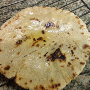 Home Made Bhakhri - 4 PCS